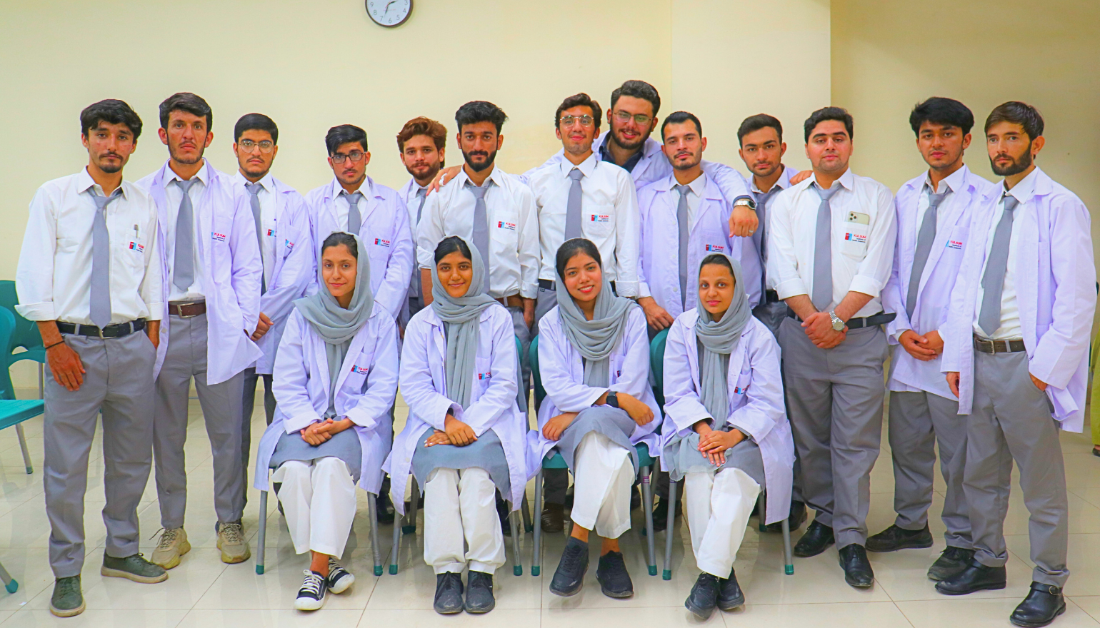 A group photo of students in Kulsum Institute of Health Sciences 